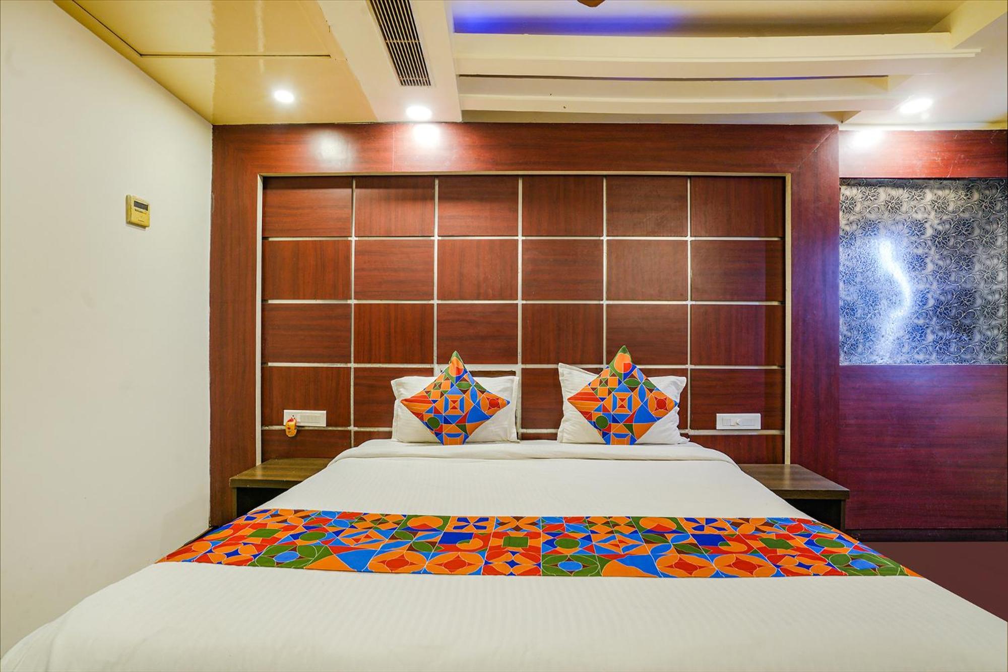 Fabhotel Golden Way 비자야와다 외부 사진
